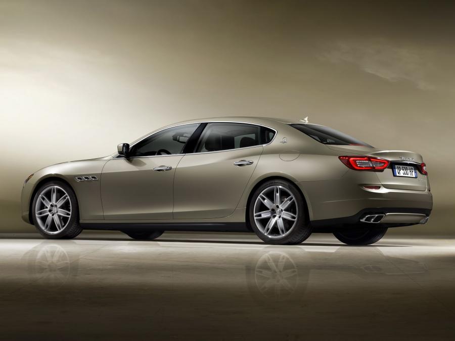  Maserati Quattroporte GTS 2013 года  (фото 7 из 16)